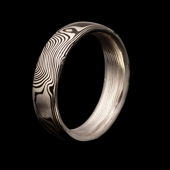 Damastringe Helios' Light