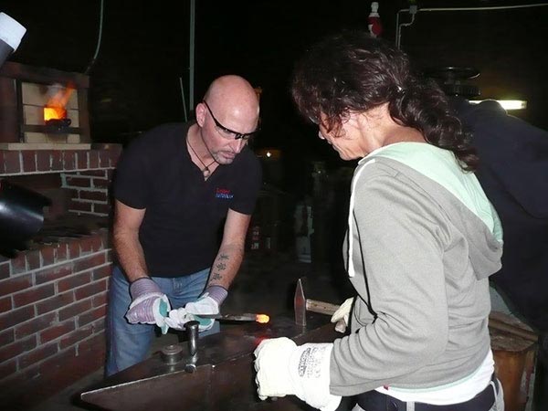 Trauring-Schmiedekurs Brautpaar 2 Bild 2